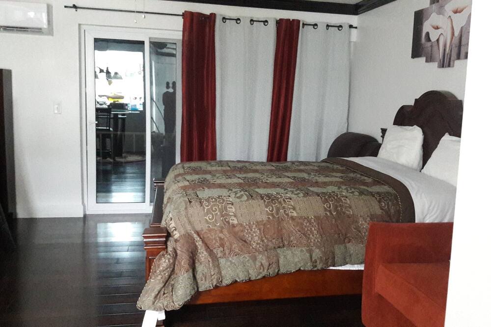 Photo of Bedroom in Downtown