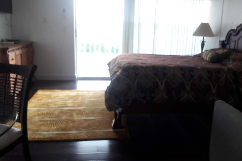 Photo of Bedroom in Downtown