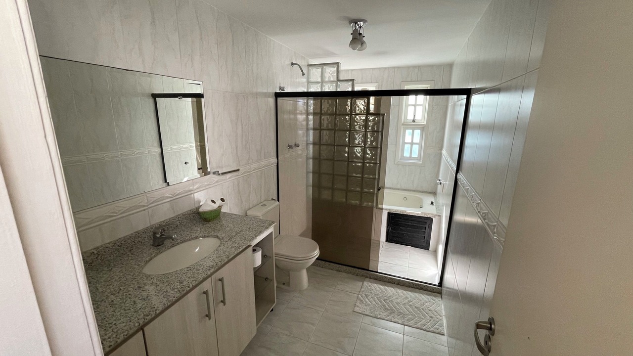 Photo of Bathroom in Anil