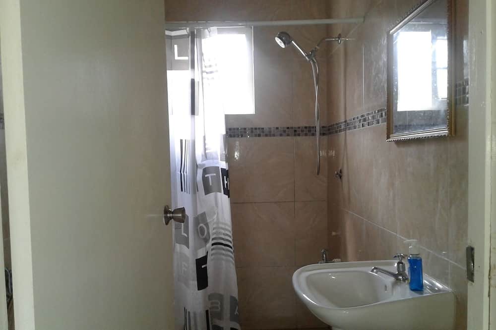 Photo of Bathroom in Long Bay