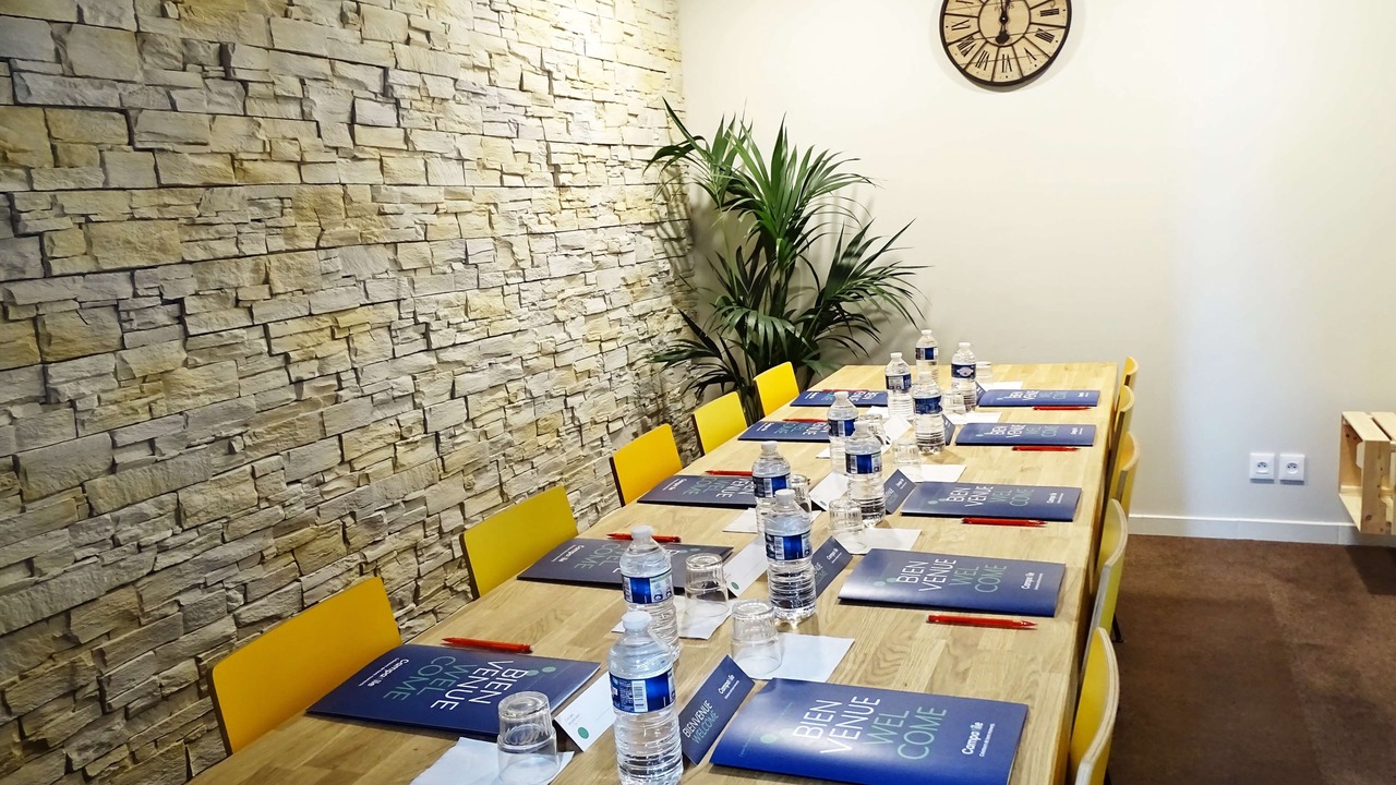 Photo of Others in Magny-le-Hongre