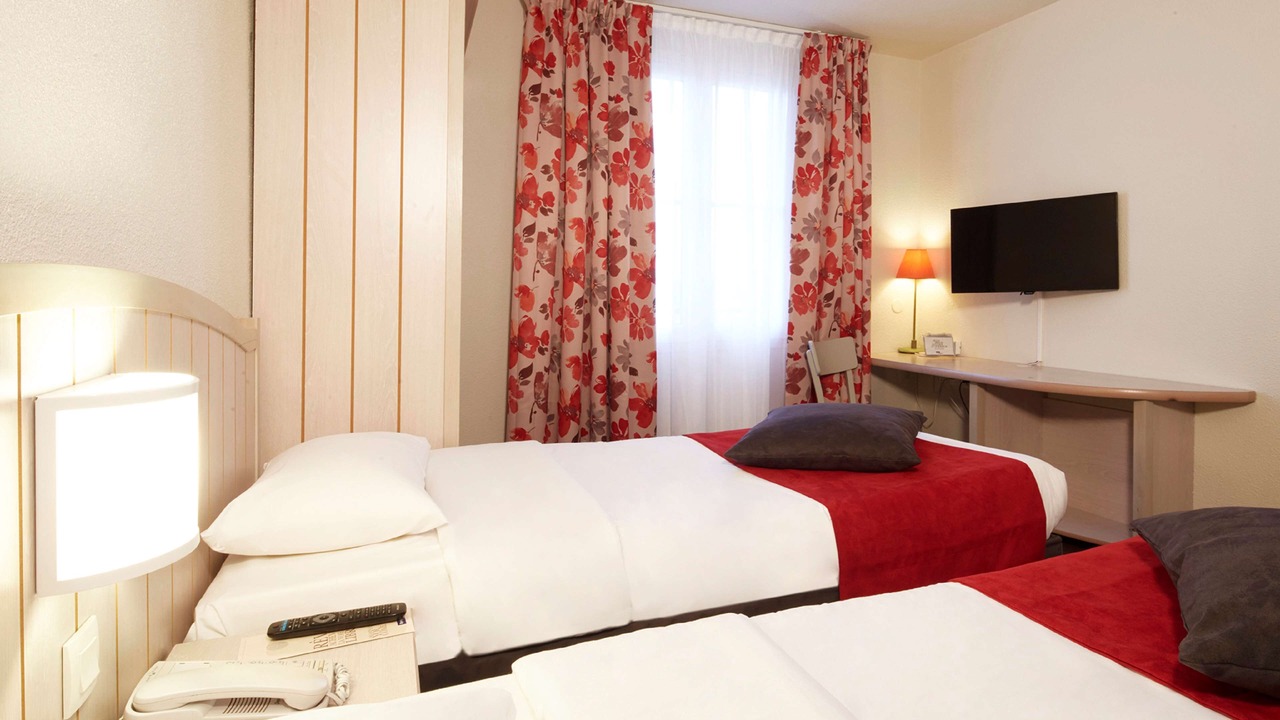 Photo of Bedroom in Magny-le-Hongre