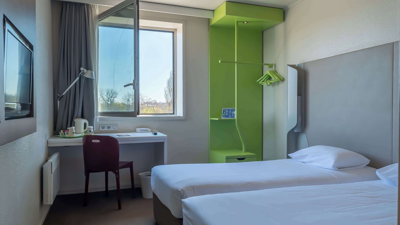 Photo of Bedroom in Le Port sous la Lune
