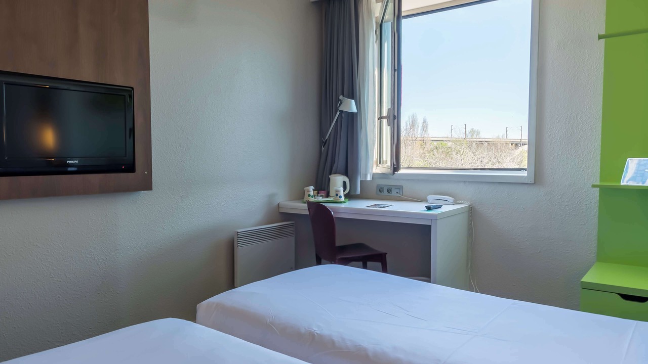 Photo of Bedroom in Le Port sous la Lune