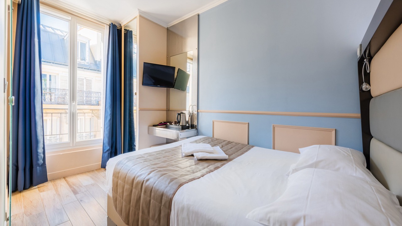 Photo of Bedroom in Porte-Saint-Martin