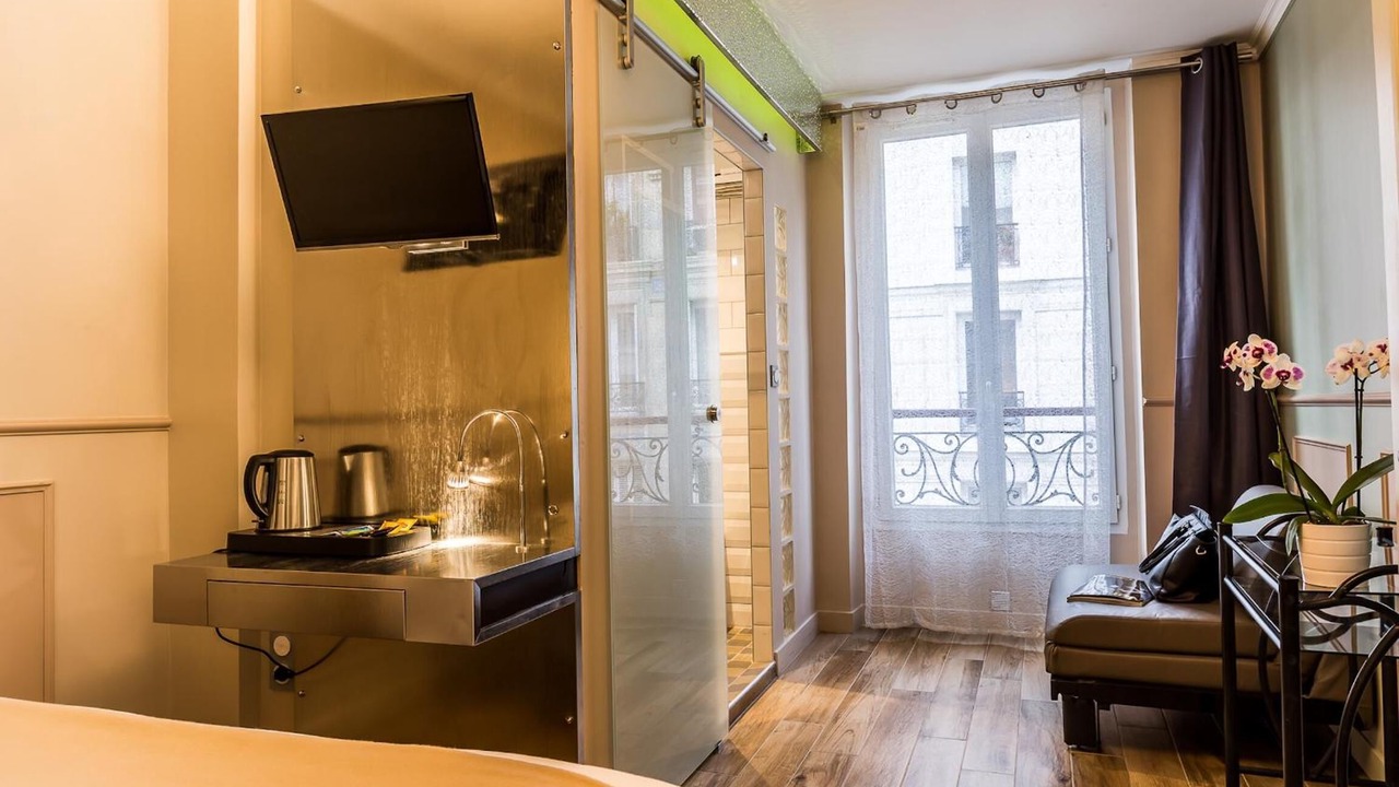 Photo of Bedroom in Porte-Saint-Martin