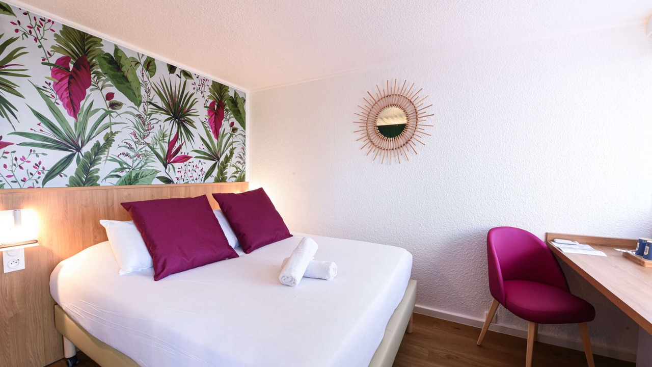 Photo of Bedroom in Villeneuve-Saint-Georges