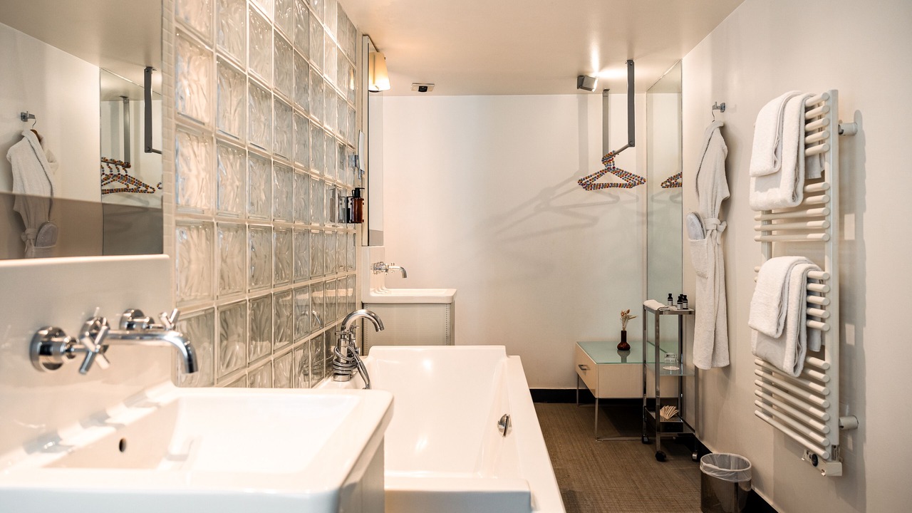 Photo of Bathroom in Quartier de la Goutte-d'Or