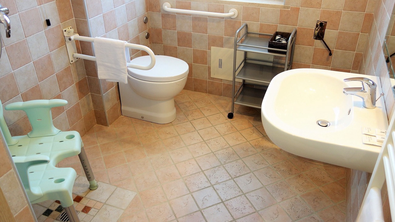 Photo of Bathroom in Ovest