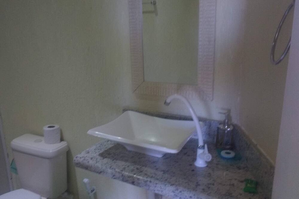 Photo of Bathroom in Arpoador
