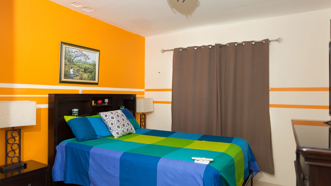 Photo of Bedroom in Hellshire