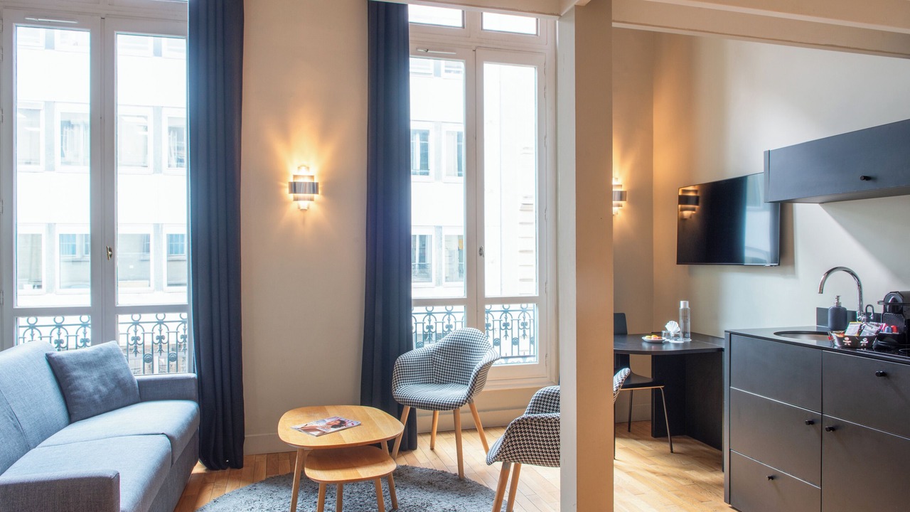 Photo of Bedroom in Champs-Elysees