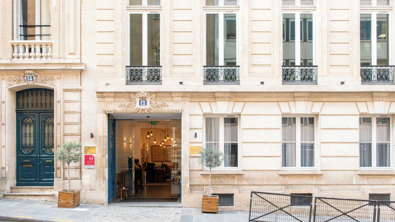 Photo of Outdoor in Champs-Elysees