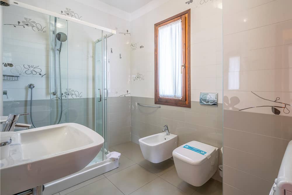 Photo of Bathroom in Isola Albarella