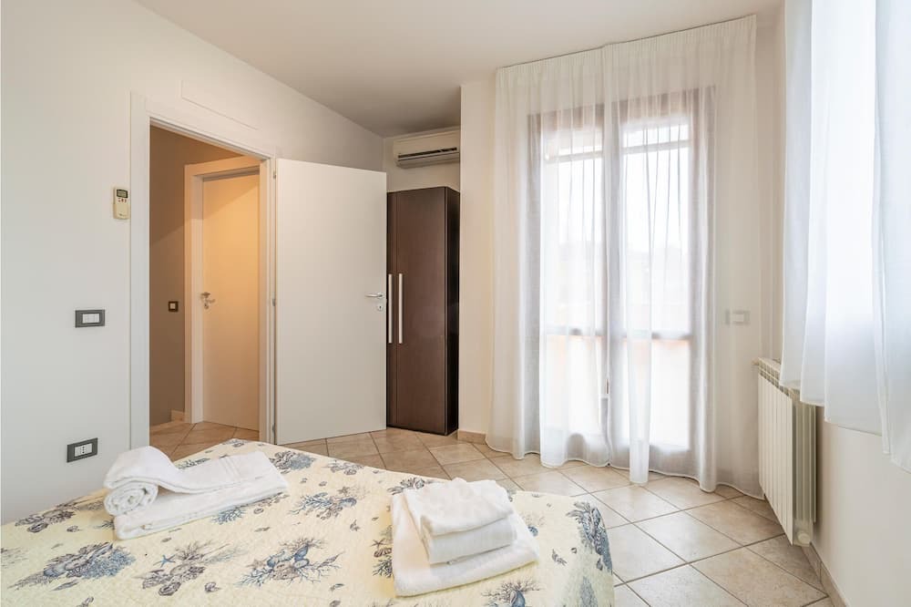 Photo of Bedroom in Isola Albarella
