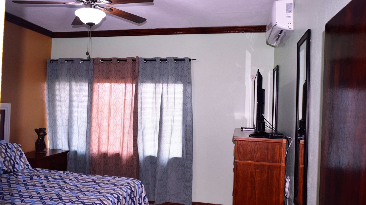 Photo of Bedroom in Beverly Hills