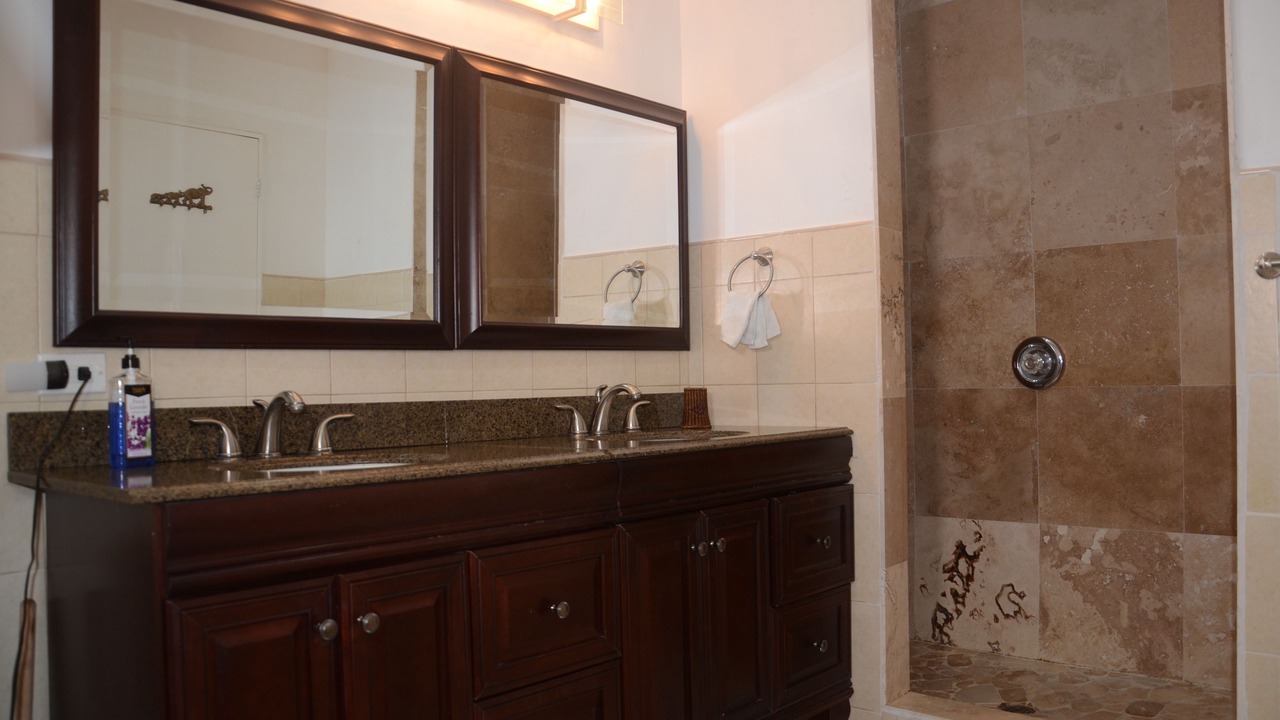 Photo of Bathroom in Gambier
