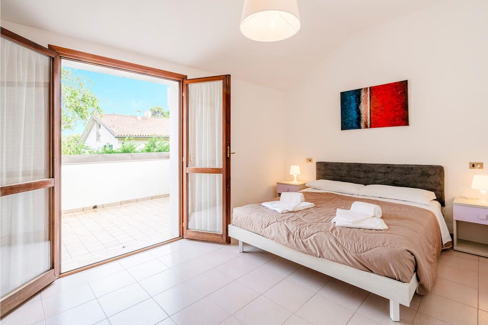 Photo of Bedroom in Isola Albarella