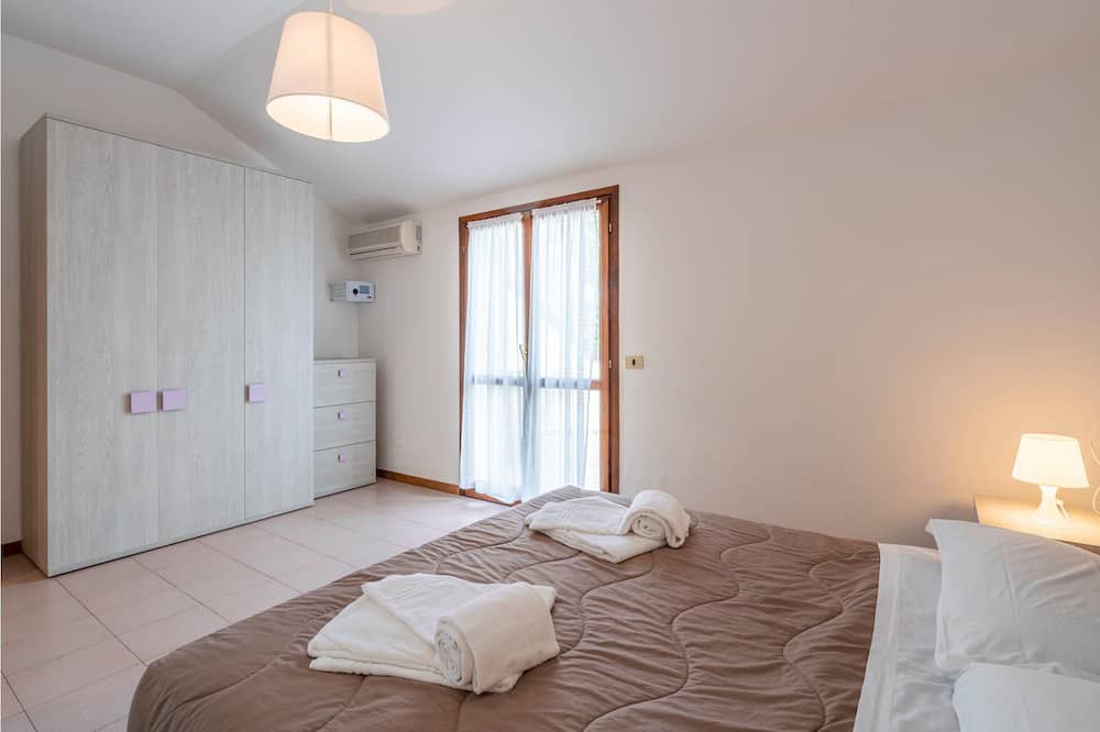 Photo of Bedroom in Isola Albarella