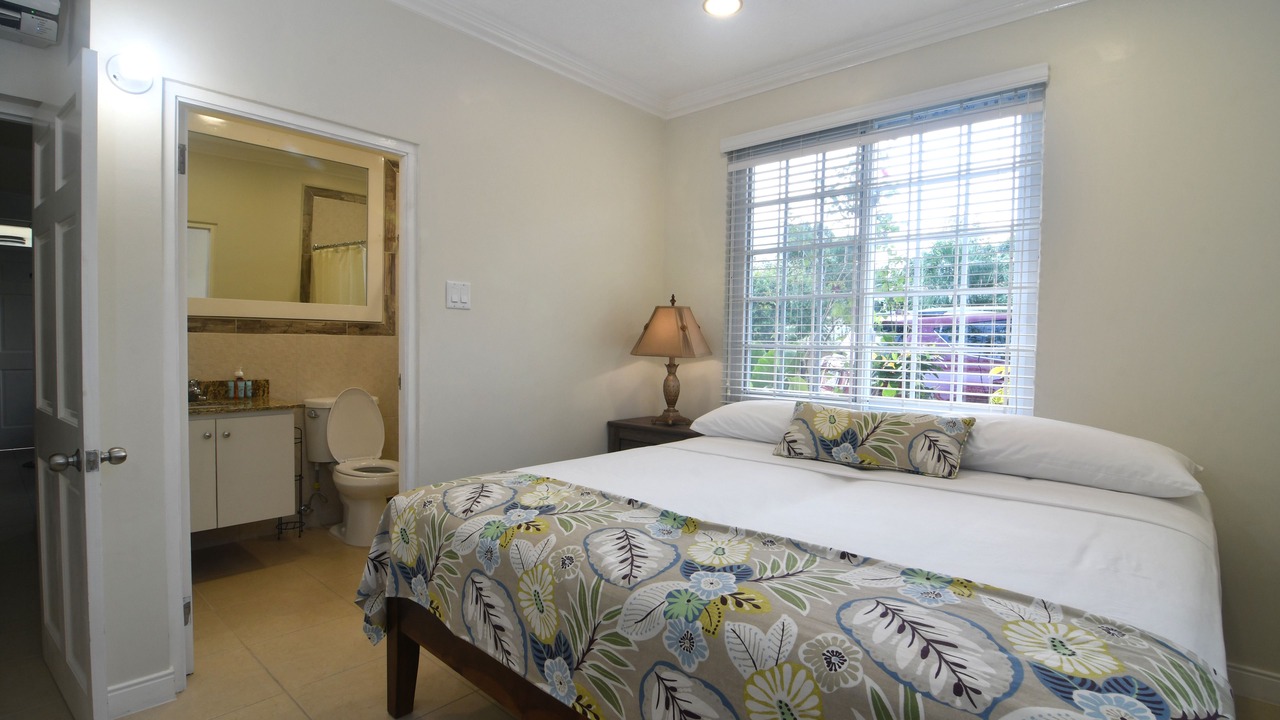 Photo of Outdoor in Molynes Gardens