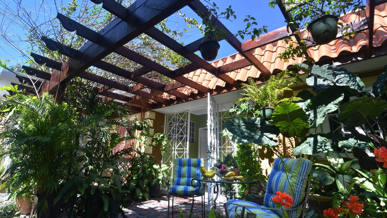 Photo of Patio Balcony in Molynes Gardens