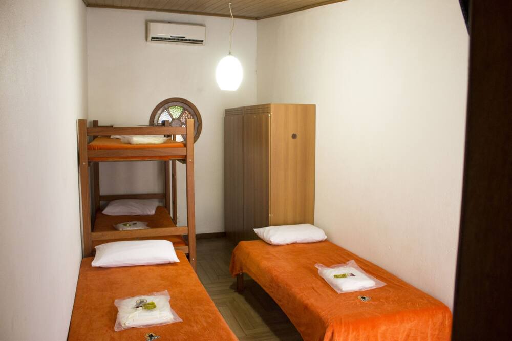 Photo of Bedroom in Catete