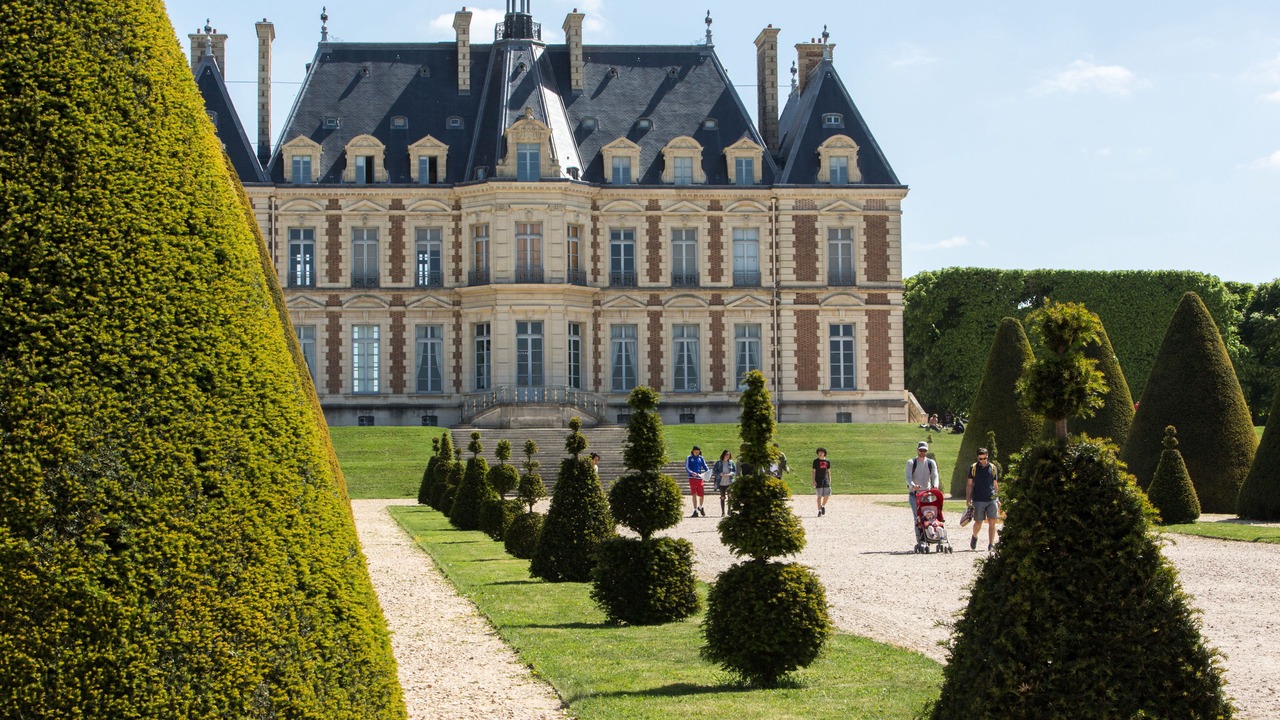 Photo of Buildings in Sceaux