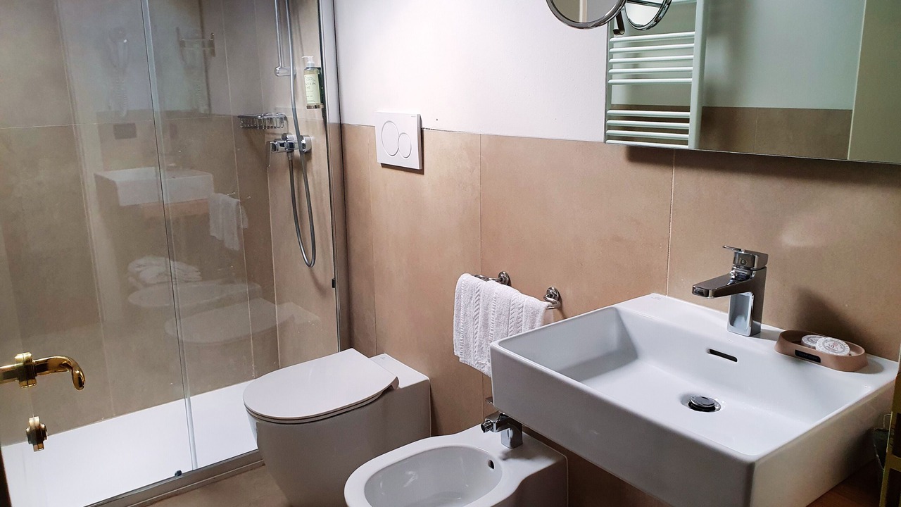 Photo of Bathroom in Pescul