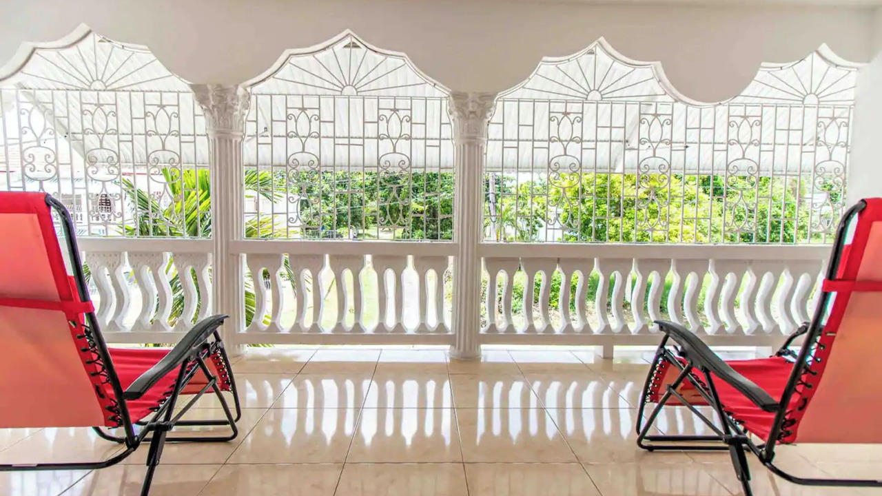 Photo of Patio Balcony in Runaway Bay