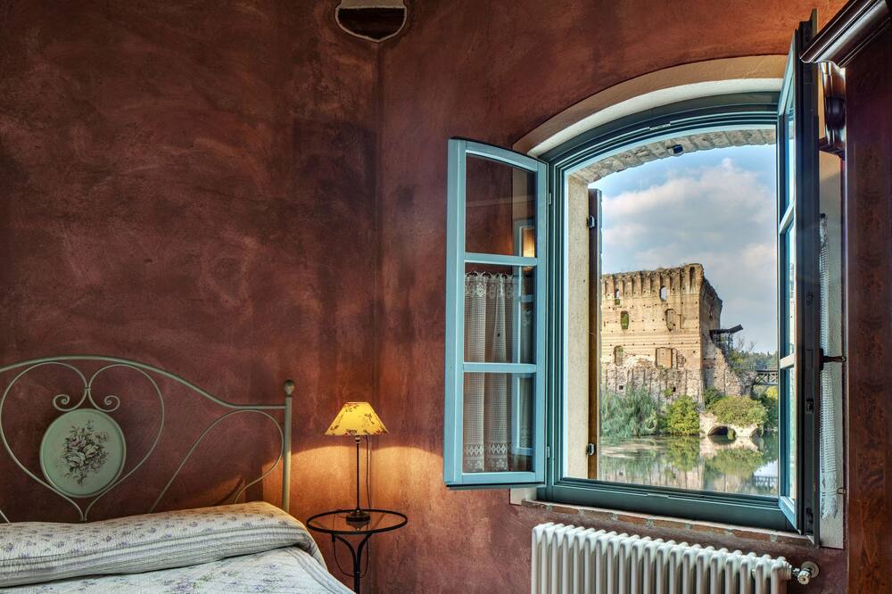 Photo of Bedroom in Borghetto