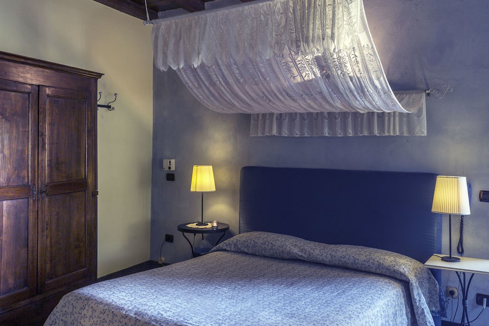 Photo of Bedroom in Borghetto