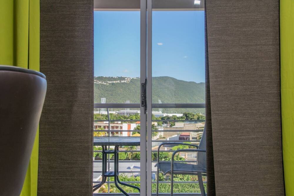 Photo of Patio Balcony in New Kingston
