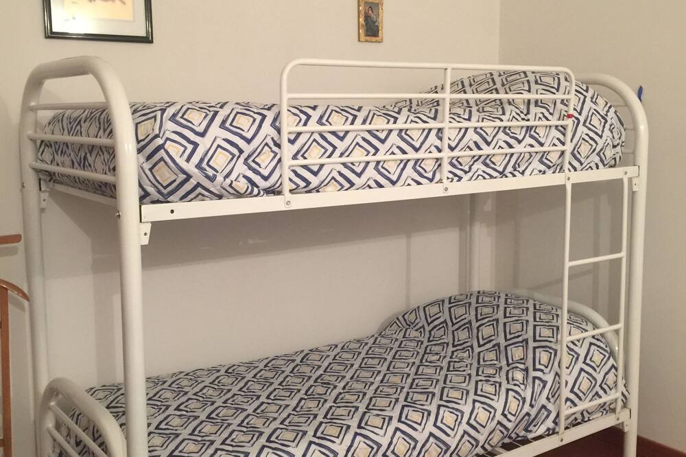 Photo of Bedroom in Valnogaredo
