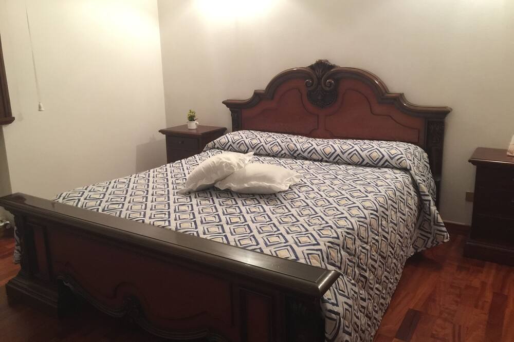 Photo of Bedroom in Valnogaredo