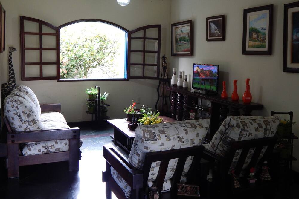 Photo of Livingroom in Parque Santo Antonio