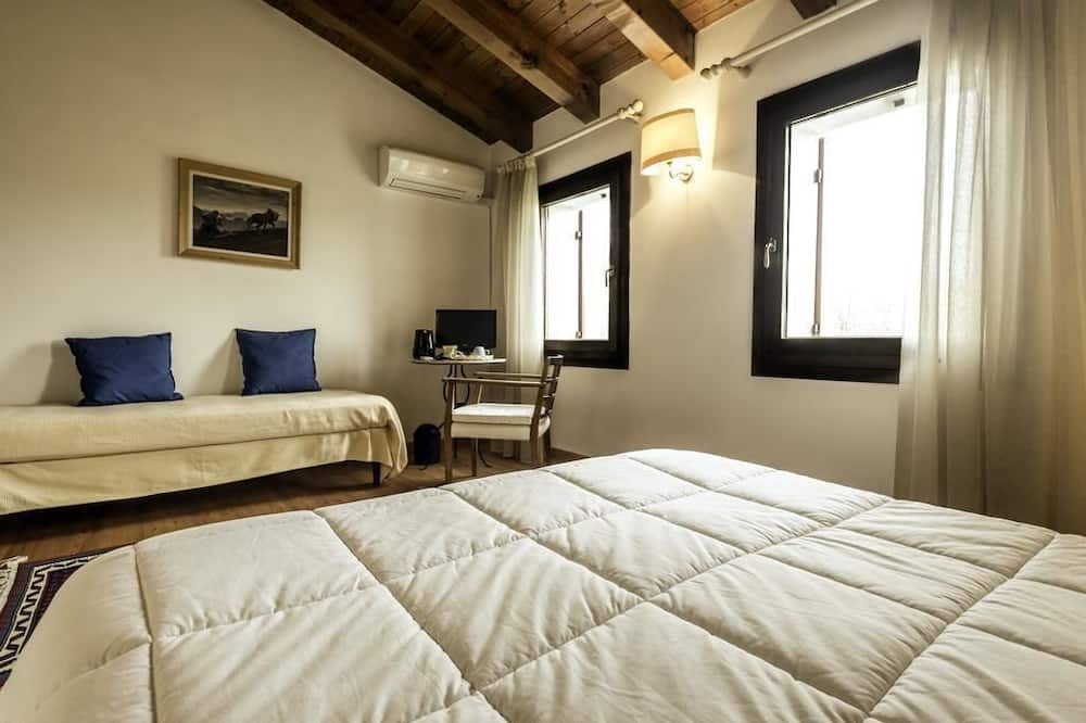 Photo of Others in Lughignano
