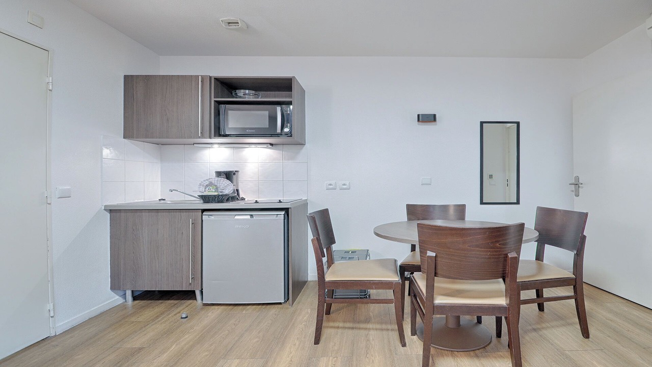 Photo of Kitchen in Le Port sous la Lune
