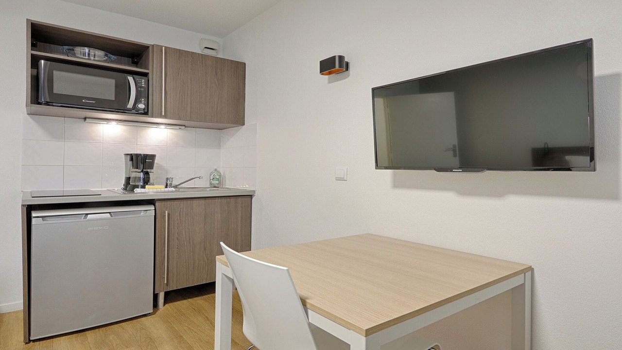 Photo of Kitchen in Le Port sous la Lune