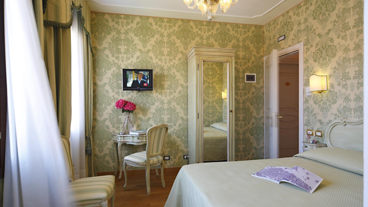 Photo of Bedroom in Longa