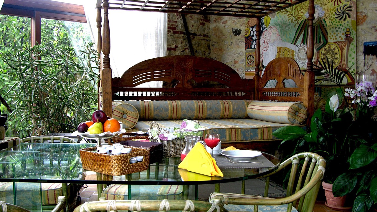 Photo of Outdoor in Carre