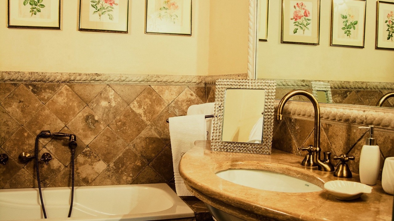 Photo of Bathroom in Carre