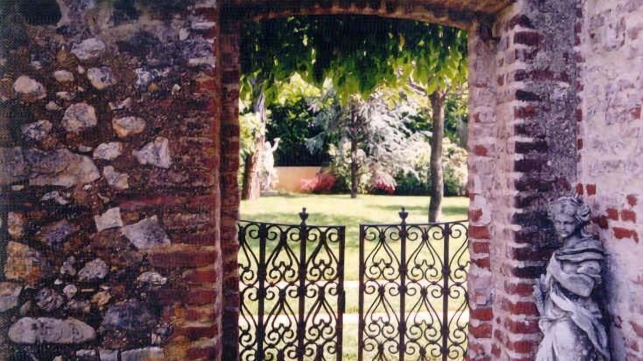 Photo of Outdoor in Carre