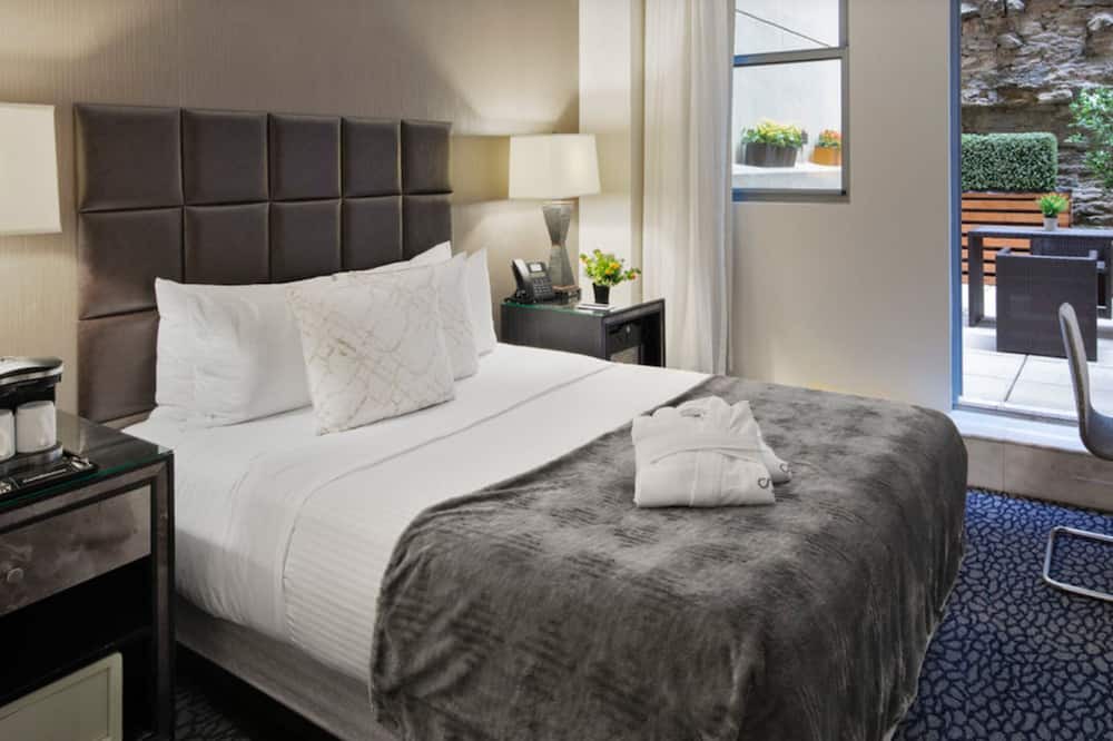 Photo of Bedroom in Sutton Place