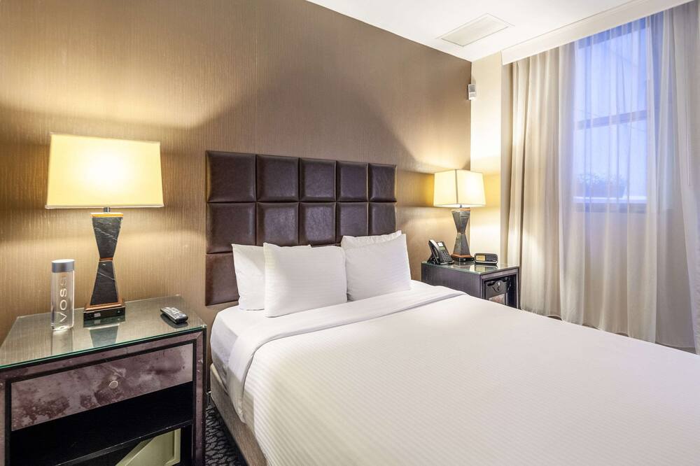 Photo of Bedroom in Sutton Place