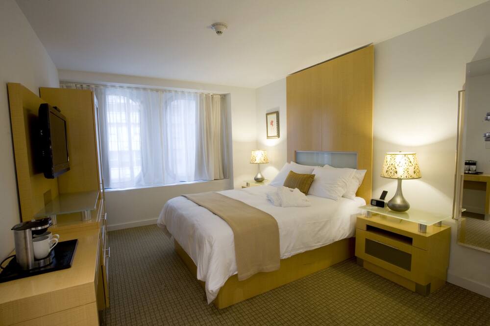 Photo of Bedroom in Sutton Place