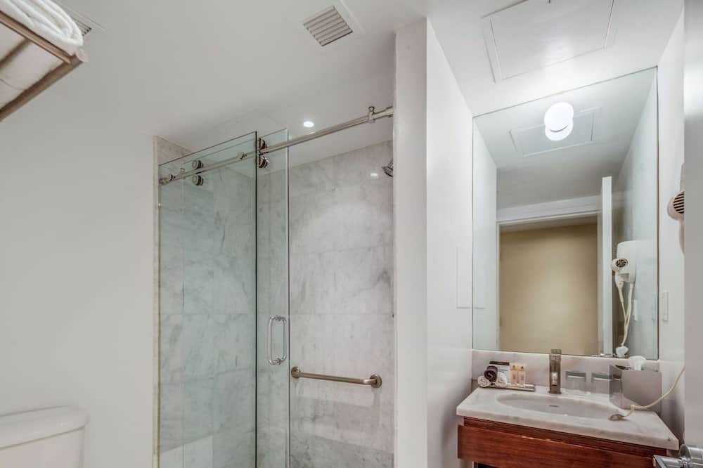 Photo of Bathroom in Sutton Place