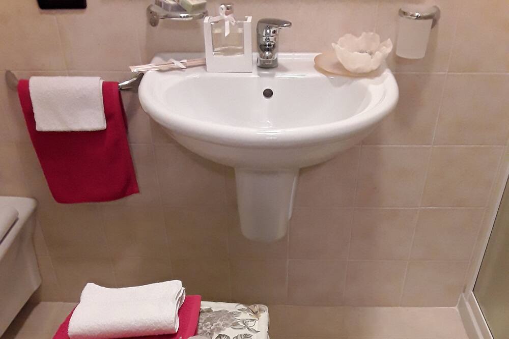 Photo of Bathroom in Cavaso del Tomba