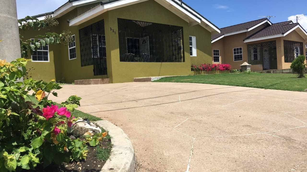 Photo of Outdoor in Mammee Bay