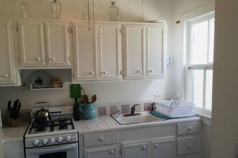 Photo of Kitchen in Spanish Wells