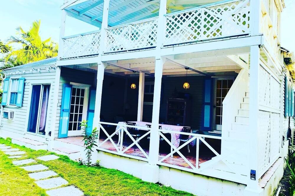 Photo of Patio Balcony in Spanish Wells